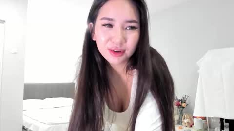 Amina online show from January 8, 2026, 11:01 am