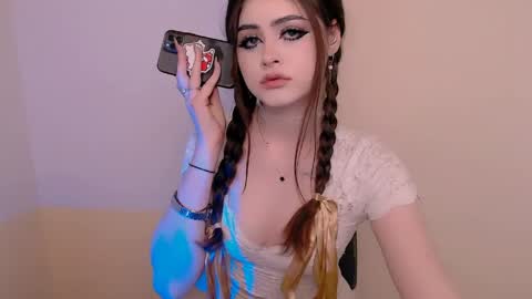 Snapshot of aminarose77 chatting on April 22, 2026, 3:57 pm Amina online show from April 22, 2026, 3:57 pm