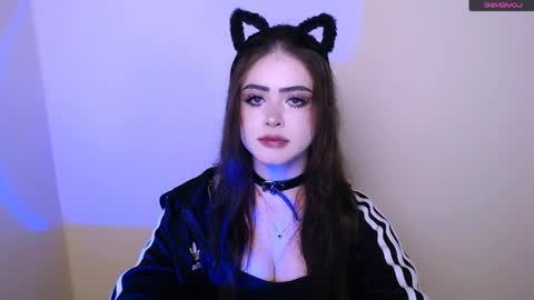 Snapshot of aminarose77 chatting on May 30, 2026, 10:18 pm Amina online show from May 30, 2026, 10:18 pm
