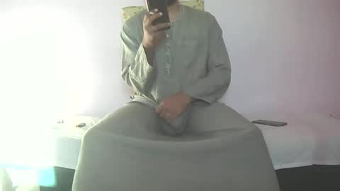 Amir online show from October 18, 2025, 5:21 am