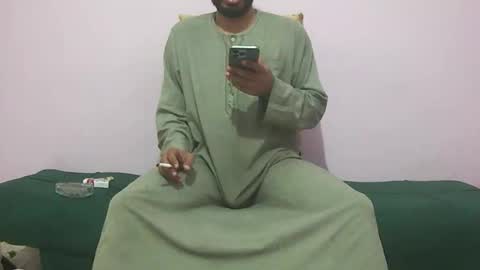 Amir online show from November 4, 2025, 11:37 pm