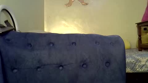 amira9120 online show from November 11, 2025, 8:25 am