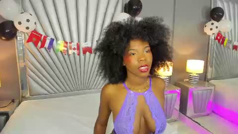 amirajones online show from June 26, 2026, 8:35 pm