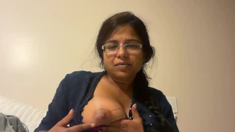 amitagarg99 online show from July 12, 2026, 4:03 am