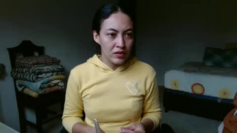 amitlu_ online show from January 4, 2025, 10:13 pm