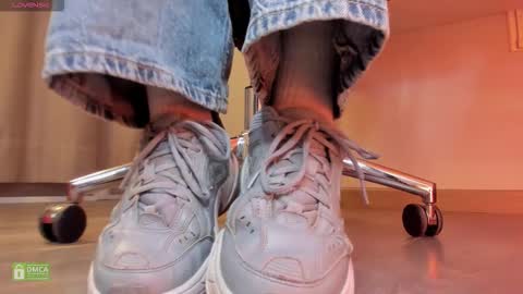 Snapshot of ammeliaa_ chatting on October 15, 2025, 4:23 am Amelia online show from October 15, 2025, 4:23 am