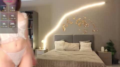 Ammy  dont forget to thumbs up me  online show from October 1, 2025, 10:10 am