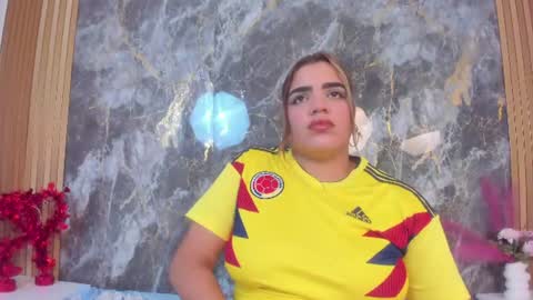 Snapshot of ammy_honey chatting on June 17, 2026, 10:32 pm Ammy Honey online show from June 17, 2026, 10:32 pm