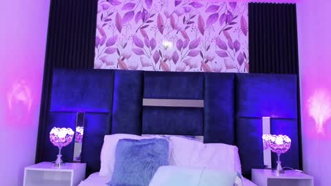 Ammy Jones online show from December 16, 2024, 10:03 pm