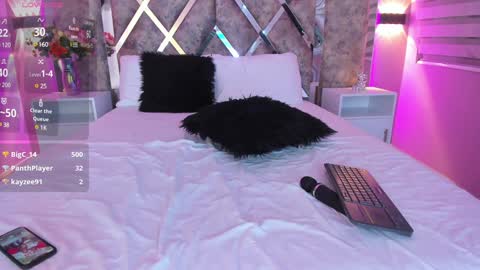 Ammy Jones online show from December 18, 2024, 10:02 pm