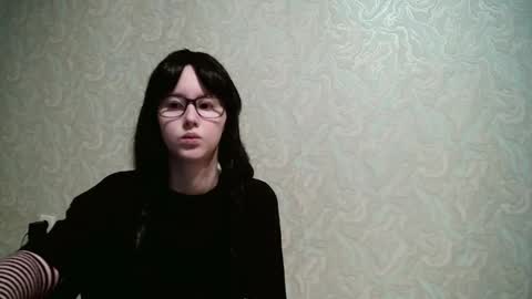 Amomira online show from October 9, 2025, 3:26 am