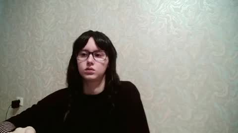 Snapshot of amomira_honeyx chatting on May 15, 2026, 3:35 am Amomira honeyx online show from May 15, 2026, 3:35 am