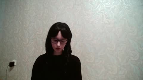 Snapshot of amomira_honeyx chatting on May 25, 2026, 3:45 am Amomira honeyx online show from May 25, 2026, 3:45 am