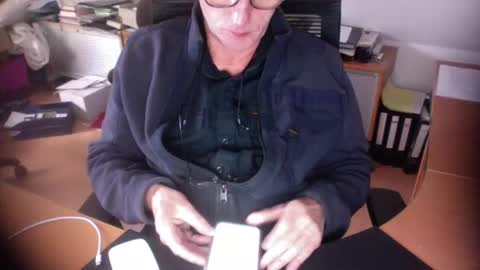 Amor2200 online show from September 15, 2025, 5:13 pm