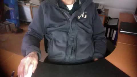 Amor2200 online show from January 8, 2026, 8:38 am