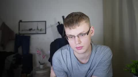 Andrew Amor online show from February 11, 2026, 11:54 pm