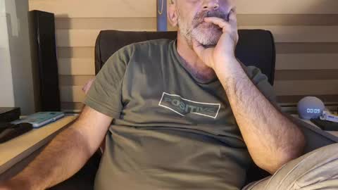 AmorLin online show from May 6, 2026, 9:09 pm