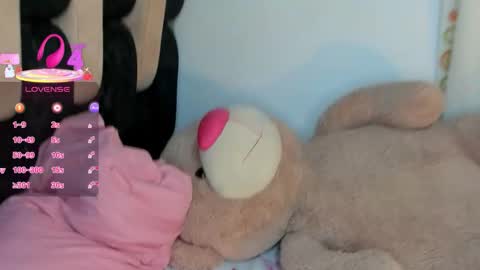 amorocha_hot online show from October 21, 2025, 7:03 pm