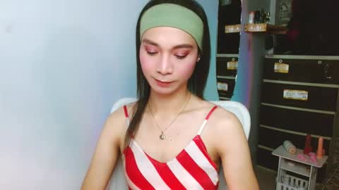 Tina online show from October 17, 2025, 6:32 pm