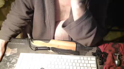 Snapshot of amslave4f chatting on February 25, 2025, 8:14 am amslave4f online show from February 25, 2025, 8:14 am