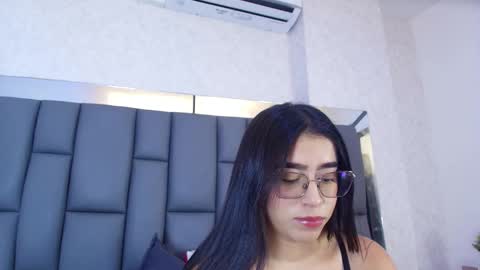 amy__wats0n online show from March 27, 2026, 7:13 pm