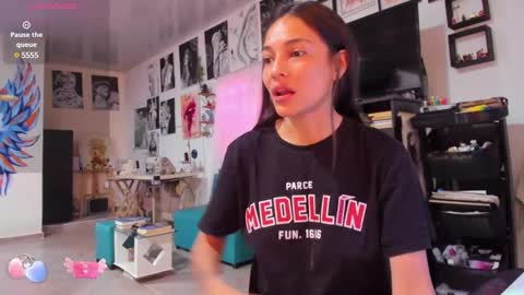 AmyEloise online show from March 12, 2025, 8:31 pm