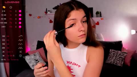 Amy online show from November 6, 2025, 8:48 am