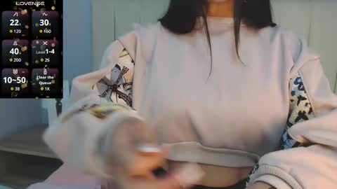 Amy online show from November 7, 2025, 1:33 pm