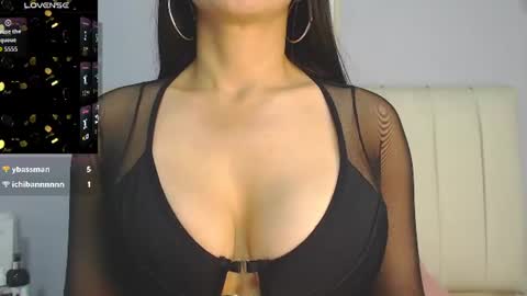 Snapshot of amy_le chatting on June 24, 2026, 2:16 pm Amy online show from June 24, 2026, 2:16 pm