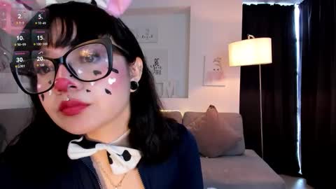 Snapshot of amy_lit chatting on October 15, 2025, 3:56 pm Hello I am Allison Welcome to my room and let is have a good time together whith me online show from October 15, 2025, 3:56 pm