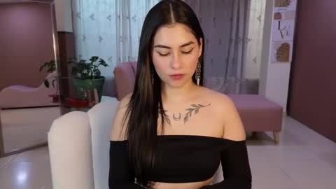 Amy online show from November 6, 2025, 8:43 pm