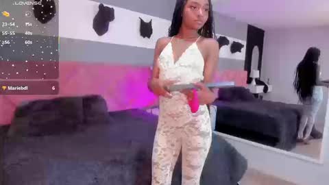 Amy online show from September 18, 2025, 8:11 pm