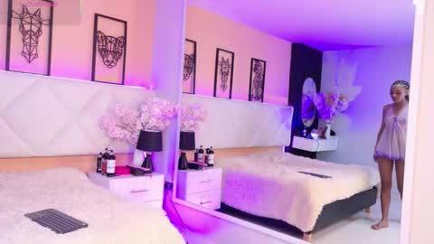 Amy online show from November 13, 2025, 8:30 pm