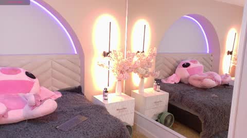 Amy online show from April 11, 2026, 7:07 pm