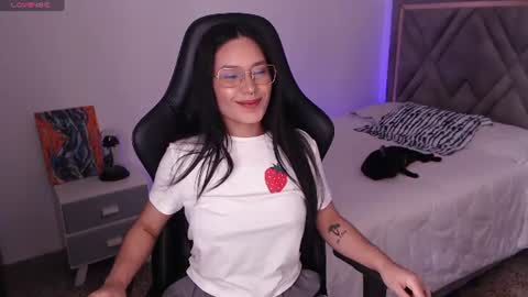 Snapshot of amy_stiward chatting on July 19, 2026, 3:49 pm Mia Cristancho online show from July 19, 2026, 3:49 pm
