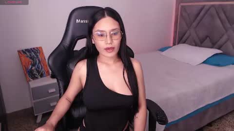 Snapshot of amy_stiward chatting on July 25, 2026, 7:22 pm Mia Cristancho online show from July 25, 2026, 7:22 pm
