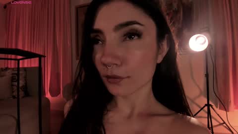 Amy Armstrong online show from February 18, 2025, 5:53 am