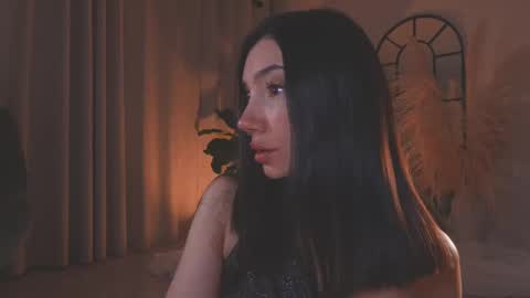 Amy Armstrong online show from September 10, 2025, 11:49 pm