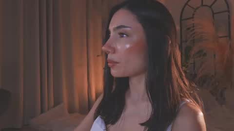 Amy Armstrong online show from September 30, 2025, 12:37 am