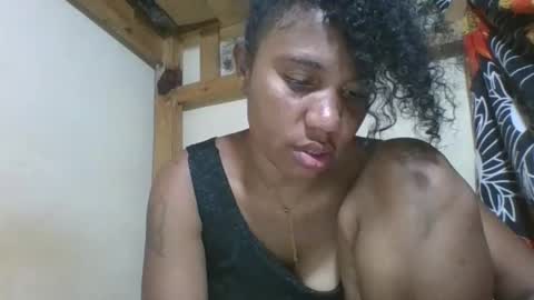 Snapshot of amyatche chatting on May 25, 2026, 5:46 am Amyatche online show from May 25, 2026, 5:46 am