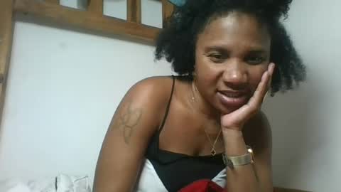 Snapshot of amyatche chatting on July 11, 2026, 11:50 pm Amyatche online show from July 11, 2026, 11:50 pm