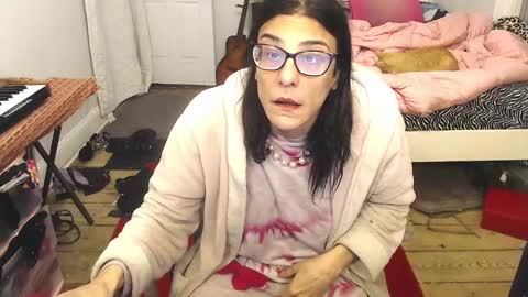 Trashely Gimpson online show from January 24, 2025, 11:15 am