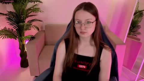 Snapshot of amycherryberry chatting on October 3, 2025, 1:24 am amycherryberry online show from October 3, 2025, 1:24 am