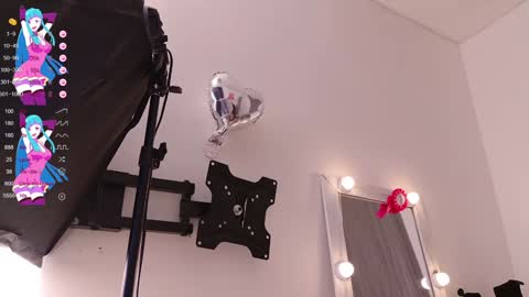 Amy cupeer online show from December 2, 2024, 4:31 pm