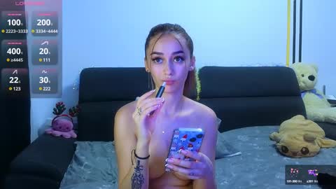 amykentt online show from December 22, 2024, 10:38 am