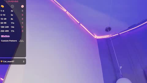 Amy ... Nice to meet u   thumb up me please its important online show from January 13, 2025, 3:23 am