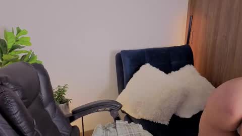 Aleja  online show from December 1, 2025, 12:15 am