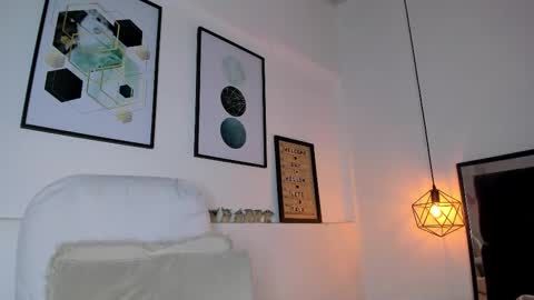 Snapshot of amysc chatting on February 2, 2026, 11:42 am Amy online show from February 2, 2026, 11:42 am