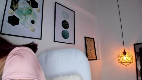 Snapshot of amysc chatting on April 1, 2026, 11:44 am Amy online show from April 1, 2026, 11:44 am