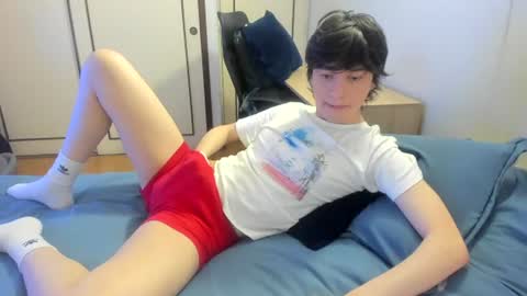 Snapshot of an0nymouse3 chatting on June 18, 2026, 8:02 pm Alex online show from June 18, 2026, 8:02 pm